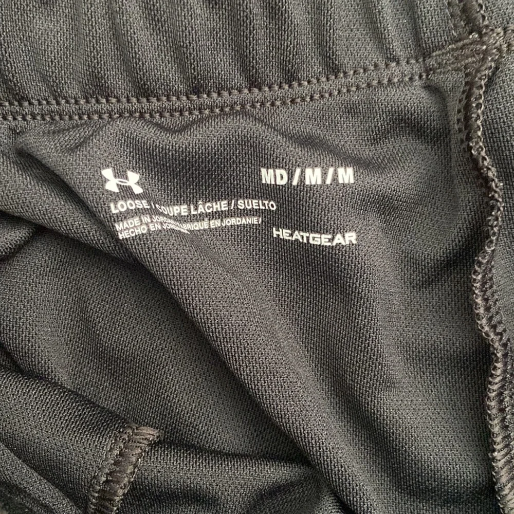 Women’s Shorts - Picture 2 of 3